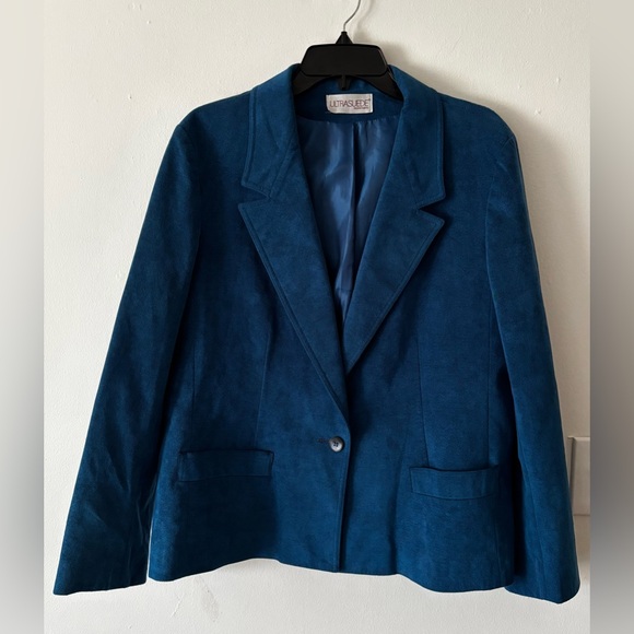 Count Romi Jackets & Blazers - Count Romi vintage ultrasuede fabric teal blazer FLAWED